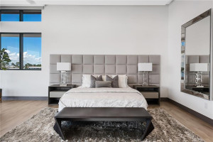 1425 E Lake Drive, Fort Lauderdale, FL 33316