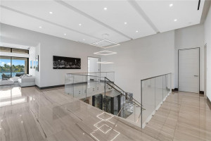 1425 E Lake Drive, Fort Lauderdale, FL 33316