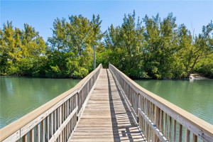 1425 E Lake Drive, Fort Lauderdale, FL 33316