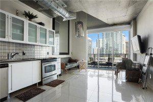 690 SW 1st Court, 1922, Miami, FL 33130