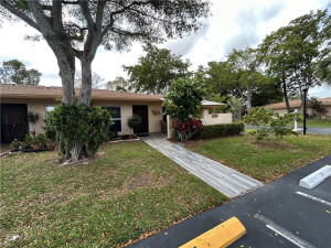 Photo for 13363 Pineapple Palm Court, D, Delray Beach, FL 33484 - listing #FX-10374672 13363 Pineapple Palm Court, D, Delray Beach, FL 33484