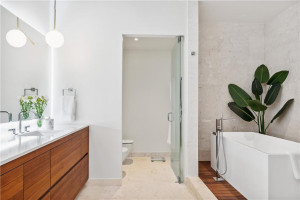 3581 E Glencoe 501, Miami, FL 33133