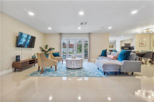 3891 NW 102nd Avenue, Coral Springs, FL 33065