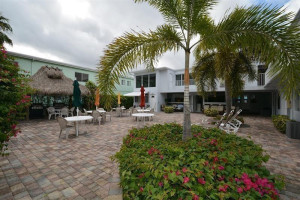 4228 N Ocean Drive, 30, Lauderdale By The Sea, FL 33308