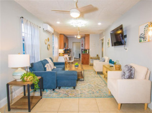 2339 Hope Street, Hollywood, FL 33020