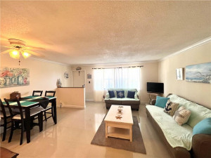 2840 NE 14th Street, 310A, Pompano Beach, FL 33062