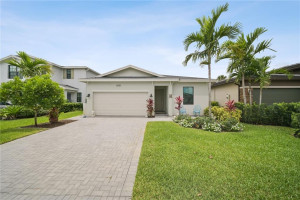 Practically brand new home. Excellently maintained. Practically brand new home. Excellently maintained.