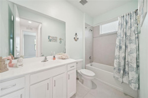Lots of counter space in Bath #2 along with the tub/shower combo. Lots of counter space in Bath #2 along with the tub/shower combo.