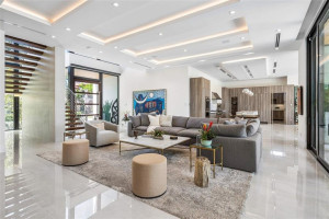 2863 NE 27th Street, Fort Lauderdale, FL 33306