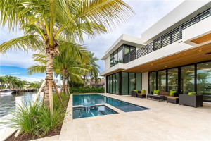 2863 NE 27th Street, Fort Lauderdale, FL 33306