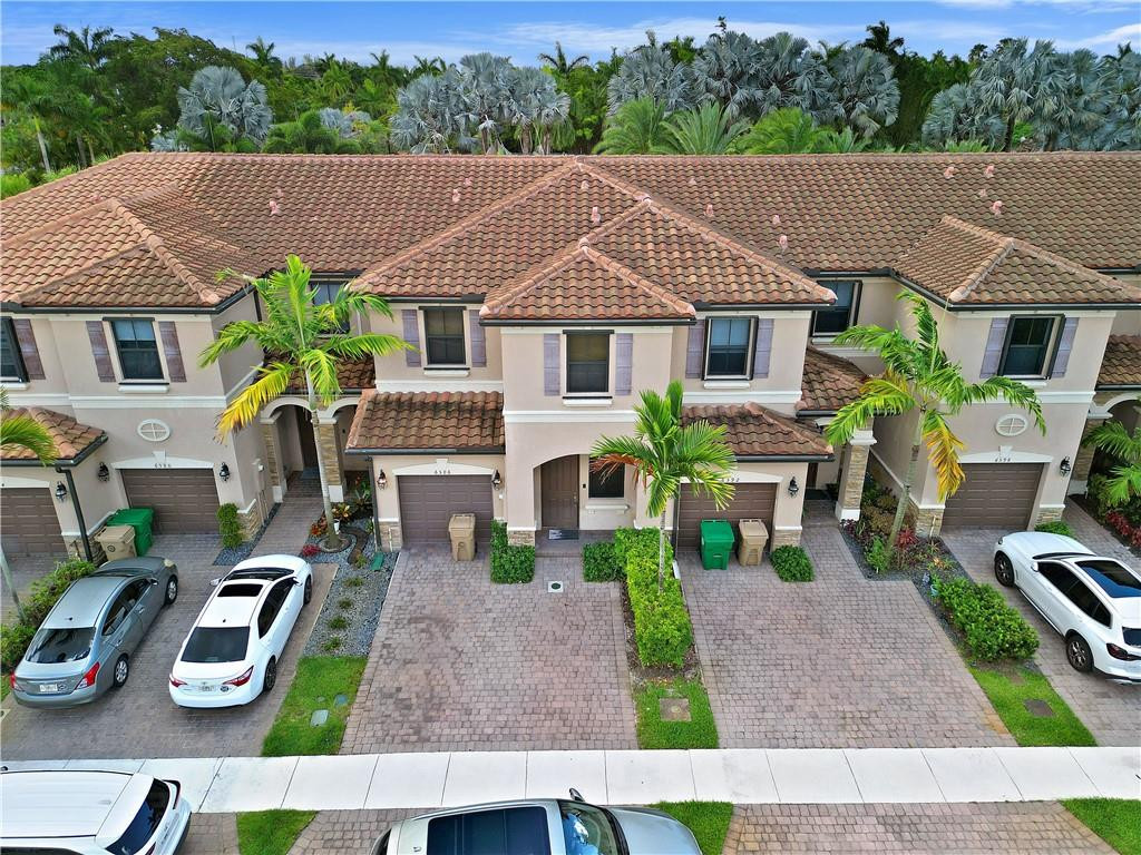 6586 S Anise Court, 6586, Davie, FL 33314 - MLS# FX-10372326