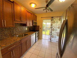 7500 NW 4th Place, 205, Margate, FL 33063