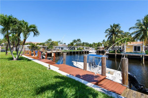 301 E Mcnab Road, 112, Pompano Beach, FL 33060