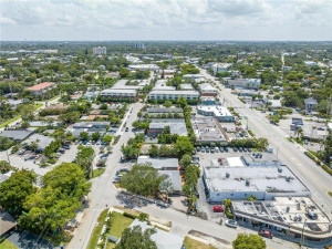 Photo for 2305 NE 11th Avenue, Wilton Manors, FL 33305 - Listing #FX-10386537 2305 NE 11th Avenue, Wilton Manors, FL 33305
