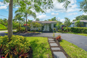 Photo for 1444 NE 2nd Avenue, Fort Lauderdale, FL 33304 - Listing #FX-10385038 1444 NE 2nd Avenue, Fort Lauderdale, FL 33304