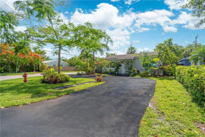 Photo for 1444 NE 2nd Avenue, Fort Lauderdale, FL 33304 - Listing #FX-10385038 1444 NE 2nd Avenue, Fort Lauderdale, FL 33304