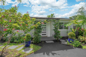 Photo for 1444 NE 2nd Avenue, Fort Lauderdale, FL 33304 - Listing #FX-10385038 1444 NE 2nd Avenue, Fort Lauderdale, FL 33304