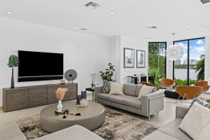 1304 Seminole Drive, Fort Lauderdale, FL 33304