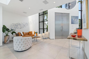 1304 Seminole Drive, Fort Lauderdale, FL 33304