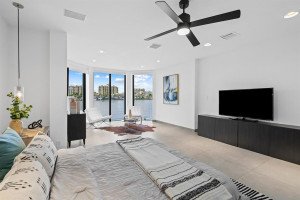 1304 Seminole Drive, Fort Lauderdale, FL 33304