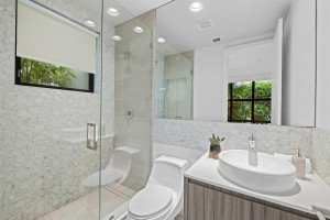 1304 Seminole Drive, Fort Lauderdale, FL 33304