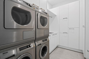 1304 Seminole Drive, Fort Lauderdale, FL 33304