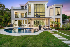 1304 Seminole Drive, Fort Lauderdale, FL 33304