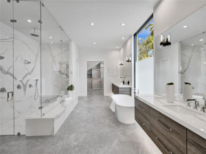 7 Seneca Road, Sea Ranch Lakes, FL 33308