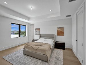 7 Seneca Road, Sea Ranch Lakes, FL 33308