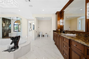 1918 Sunrise Key Boulevard, Fort Lauderdale, FL 33304