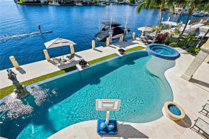 1918 Sunrise Key Boulevard, Fort Lauderdale, FL 33304