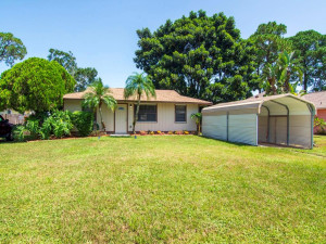Photo for 3426 1st Place, Vero Beach, FL 32968 - listing #FX-10396061 3426 1st Place, Vero Beach, FL 32968