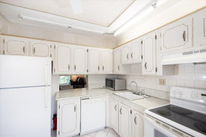 Photo for 1103 NW 58th Terrace, 421, Sunrise, FL 33313 - Listing #FX-10401863 1103 NW 58th Terrace, 421, Sunrise, FL 33313