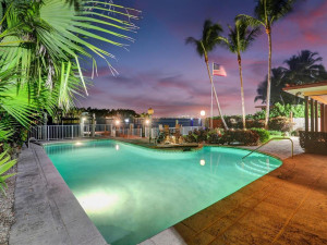 1180 Bay Drive, Miami Beach, FL 33141