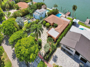 1180 Bay Drive, Miami Beach, FL 33141