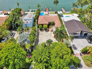 1180 Bay Drive, Miami Beach, FL 33141