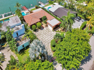1180 Bay Drive, Miami Beach, FL 33141