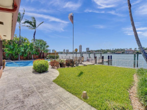 1180 Bay Drive, Miami Beach, FL 33141