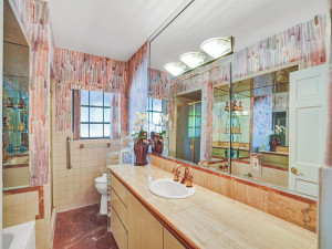 1180 Bay Drive, Miami Beach, FL 33141