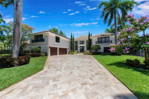 290 SE 28th Avenue, Pompano Beach, FL 33062