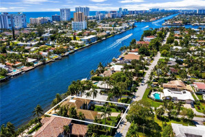 290 SE 28th Avenue, Pompano Beach, FL 33062