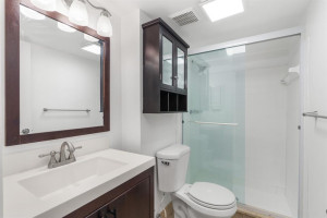 2920 NE 8th Terrace, 205, Oakland Park, FL 33334