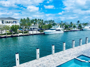 1637 SE 12th Court, Fort Lauderdale, FL 33316