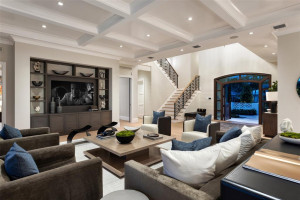 2337 NE 28th Street, Lighthouse Point, FL 33064