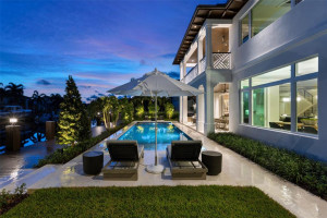 2337 NE 28th Street, Lighthouse Point, FL 33064