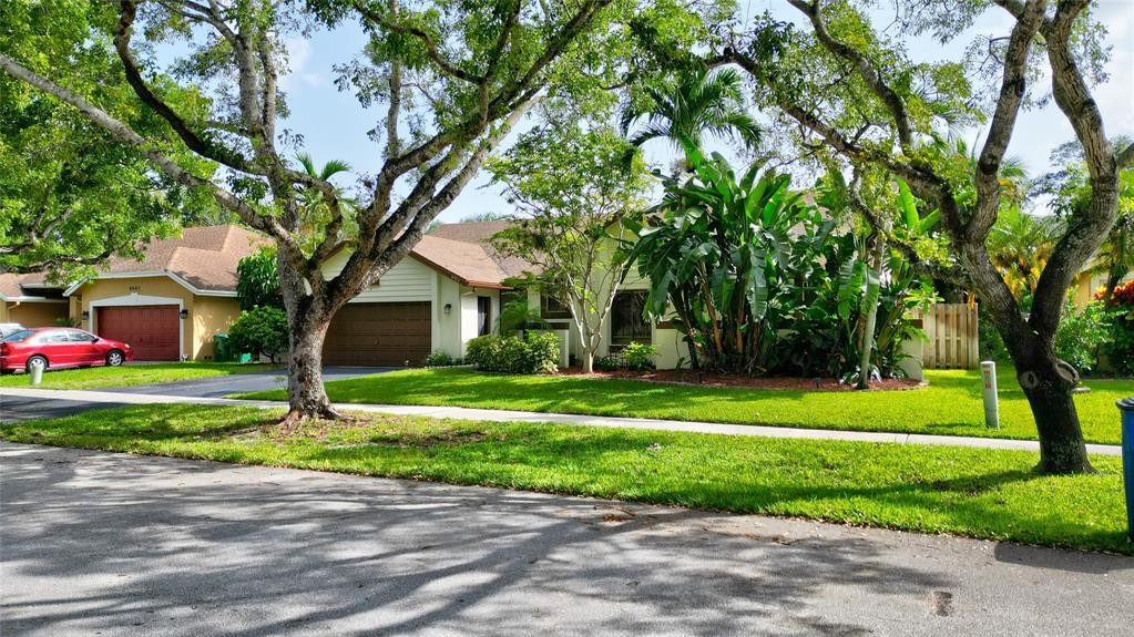 8953 SW 59th Street, Cooper City, FL 33328 - MLS# FX-10392412