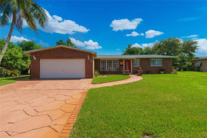 1911 NW 86th Avenue, Pembroke Pines, FL 33024