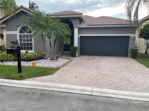 1018 NW 116th Avenue, Coral Springs, FL 33071