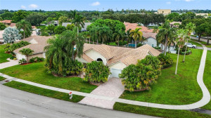 5281 SW 15th Court, Plantation, FL 33317