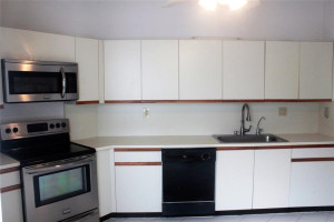 21300 San Simeon Way, 4N, Miami, FL 33179